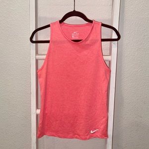SOLD: Ladies Nike Coral Sleeveless Dri-Fit Workout Tank | Size XSmall